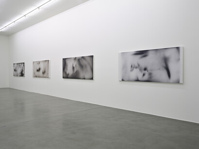 Jeff Zilm. Some Screen Mods, Simon Lee Gallery, London Installation View. Courtesy of the artist and Simon Lee Gallery, London / Hong Kong