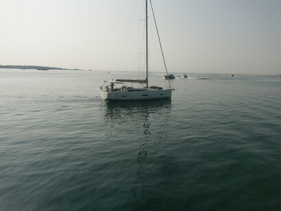 Voyage au bout de la mer, Île Sainte-Marguerite. Vous embarquez à Juan-les-pins ou Golfe-Juan, aussi à Cannes et Nice