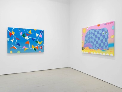 Alex Dodge, Dark patterns, exhibition view. Courtesy of Klaus von Nichtssagend Gallery