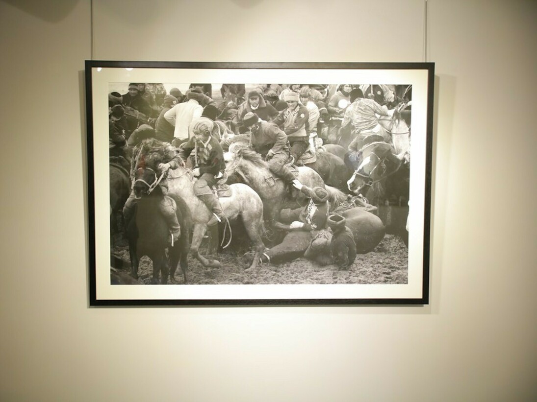 Said Atabekov 66 Lbs, Exhibition view. Courtesy of Andakulova Gallery