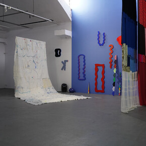 Magdalena Ciemierkiewicz, Dowry, exhibition view. Courtesy of Galeria Labirynt 