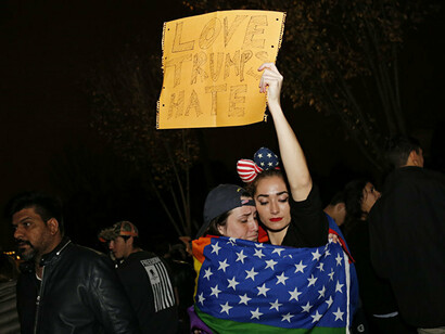 Protesta "NoMyPresident" en la capital estadounidense tras la elección de Trump