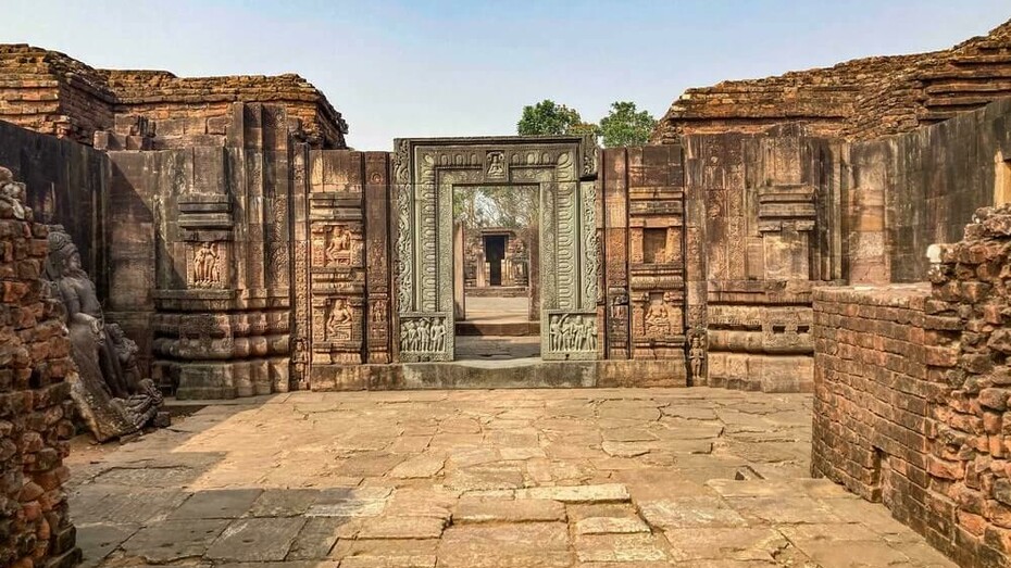 Ratnagiri Monastery, entrance. Odisha, India