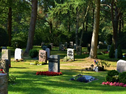 In Italia, la morte viene vissuta in modo strano, distaccato, un po' nevrotico