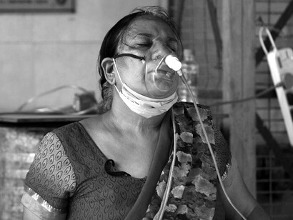 Actualmente no hay evidencia de que la variante india sea más peligrosa que otras cepas del virus, o que pueda conducir a formas más graves de la enfermedad en los pacientes