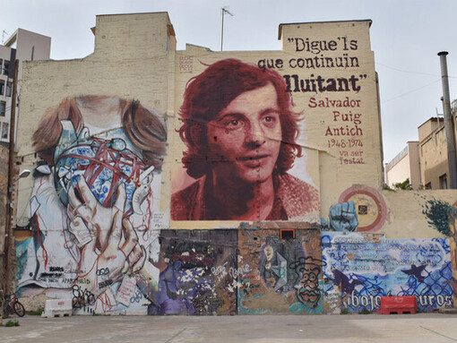 Salvador Puig Antich era miembro del Movimiento Ibérico de Liberación (MIL) de inspiración anticapitalista y anarquista.  Se reunían en un bar de la plaza de Sarriá. Salvador vivía discretamente en el barrio Mural de Rock Blackblock,Plaza Uri Caballero de Vallcarca dedicado a Salvador Puig Antich, Gracia, Barcelona, España