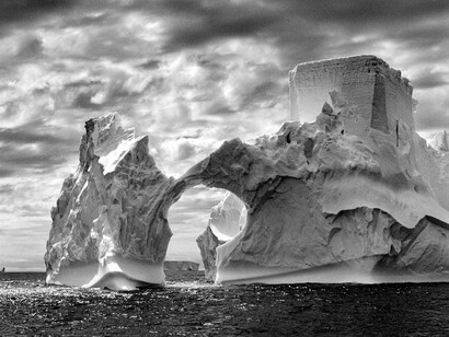Iceberg between Paulet Island & the Shetlands Islands, Antarctica, 2005/Printed 2006 © Sebastião Salgado / Amazonas Images