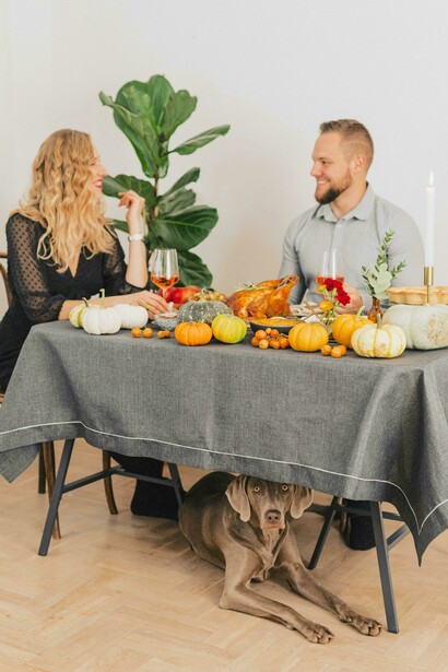 Comer com as mãos respeita o alimento