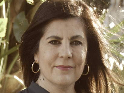 Gloria Lago, hija y nieta de los principales procesados por el infame caso del metílico en la España franquista, es la promotora de Hablemos Español
