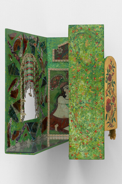 Monir Shahroudy Farmanfarmaian, Heartache box no. 16, c. 1992. Courtesy of Moderna Museet