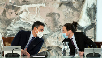 Pedro Sánchez, actual presidente de España y secretario general del Partido Socialista Obrero Español, y Pablo Iglesias, secretario general del partido Podemos hasta el 5 de mayo de 2021