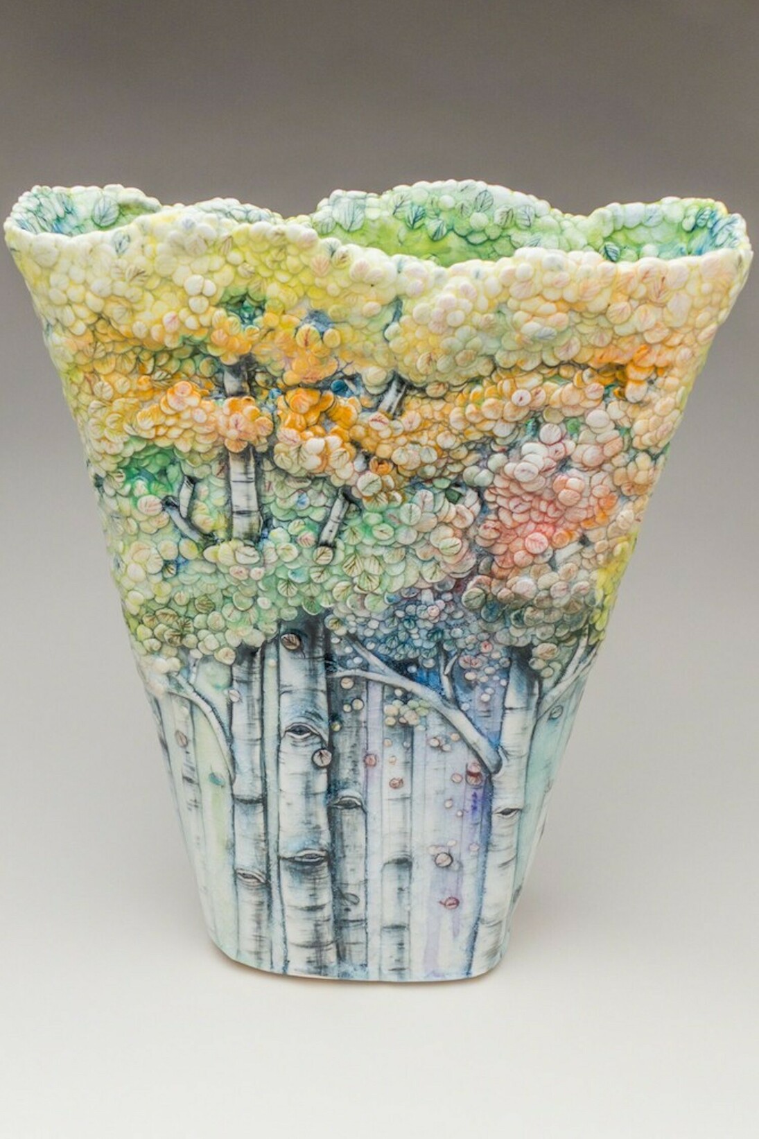 Heesoo Lee, In Dream Vase I, 2016. Courtesy of Jane Hartsook Gallery