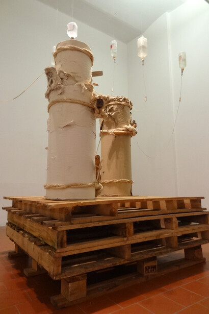 Giorgos Tsakiris, Moisture, installation, variable dimensions, 2014