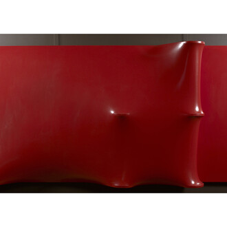 Agostino Bonalumi, Rosso, 1967, Ciré on shaped canvas, 120 x 240 x 25 cm