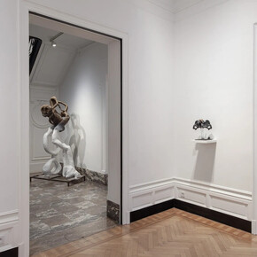 Leo Orta, Uncanny in the man sane. Être-anges (ways of being), vista della mostra. Per gentile concessione della Galerie Christophe Gaillard