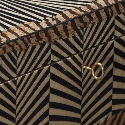 Poker Box detail