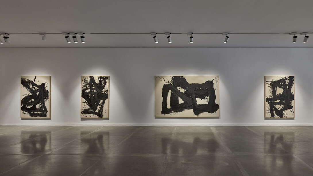 Santiago Parra, Installation view. Courtesy of JD Malat Gallery