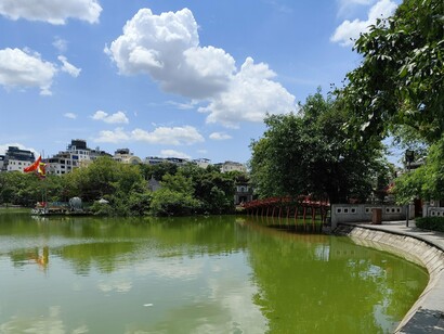 Beneath the calm waters of Hoàn Kiếm Lake lies the story of Emperor Lê Lợi and the divine turtle © Photo by Daniel Gauss