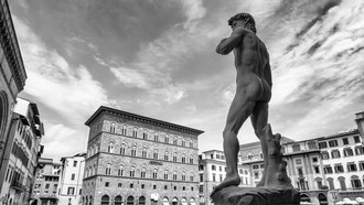Copia del David di Michelangelo in Piazza della Signoria