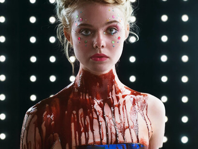 El canibalismo final no es un exceso narrativo, sino la representación literal de una lógica predatoria presente desde la primera imagen