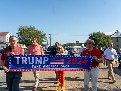 Seguidores de Trump durante la campaña en Virginia, Estados Unidos. Este año, el magnate consiguió su segunda victoria presidencial