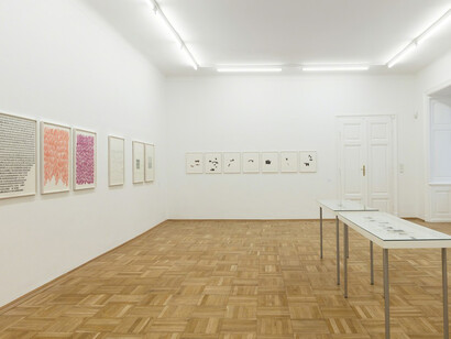 Alice Attie, Karin Sander and Jongsuk Yoon. Courtesy of Galerie nächst St. Stephan