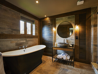 The Jack Russell, bathroom
