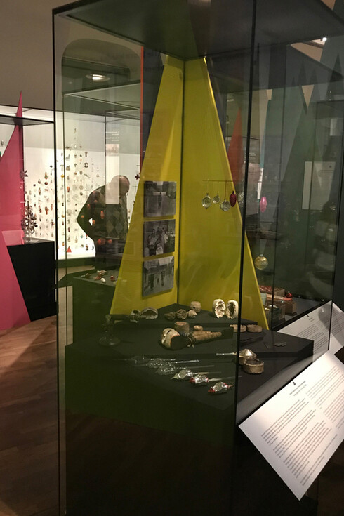 Angel, Swastika, Dome of the Rock. Courtesy of Deutsches Historisches Museum