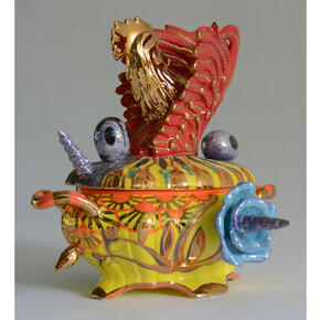 Nicolás Leiva, Under fire III, Majolica and Mixed Media, 2013
