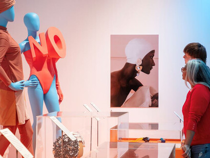 Splash! A century of swimming and style, exhibition view. Courtesy of the Design Museum
