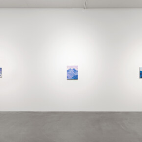 Karen Kilimnik, Exhibition view. Courtesy of Galerie Eva Presenhuber