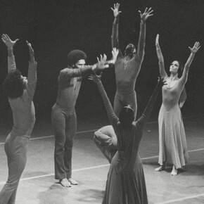 Fred Fehl, Dancers in choral dances, 1971. Courtesy of Whitney Museum