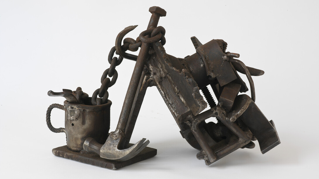 Melvin Edwards, Steel Life, 1985-91, Welded steel, 12 ½ x 18 x 17 ¾ inches (31.8 x 45.7 x 45 cm), Jacqueline Bradley and Clarence Otis © 2015 Melvin Edwards / Artists Rights Society (ARS), New York. Photo: Jeffrey Sturges