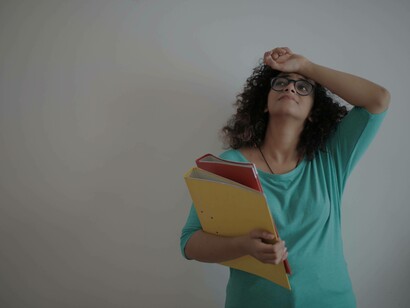 A woman in step 2 where she is visualizing herself escaping from her comfort zone in her attempt to climb our of this difficult situation 