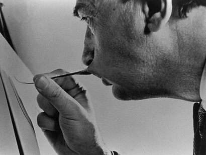 Dali's Mustache(1954) © Philippe Halsman