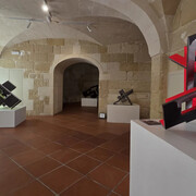 Arturo Berned, En busca de la línea, vista de exhibición. Cortesía de Galería de las Misiones