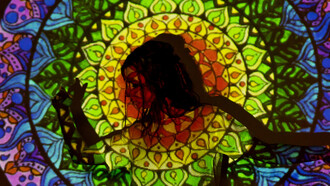 L'aura humaine. Il existe des appareils et des techniques qui permettent de mesurer et visualiser l'aura humaine