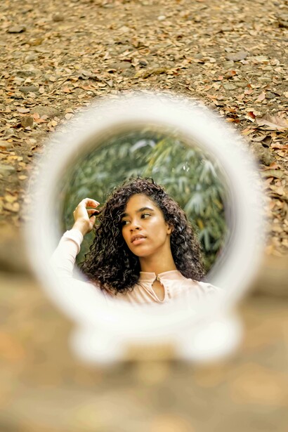 Uma conclusão que, por si só, já diz muito sobre o quanto a pressão social que recai sobre essas mulheres é mais um reflexo de convenções culturais do que de qualquer verdade sobre felicidade