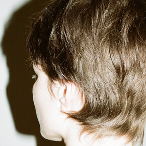 Jojo Gronostay, Dead white men’s clothes, 2017. Courtesy of Museum für Kunst und Gewerbe Hamburg