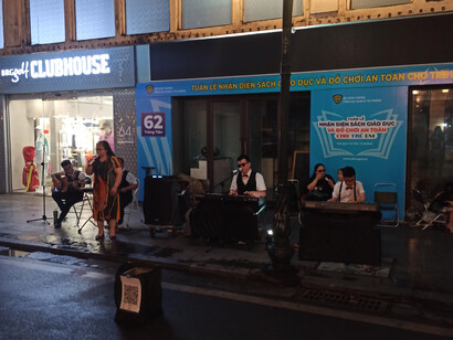 Street musicians in the Old Quarter. Photo by Daniel Gauss