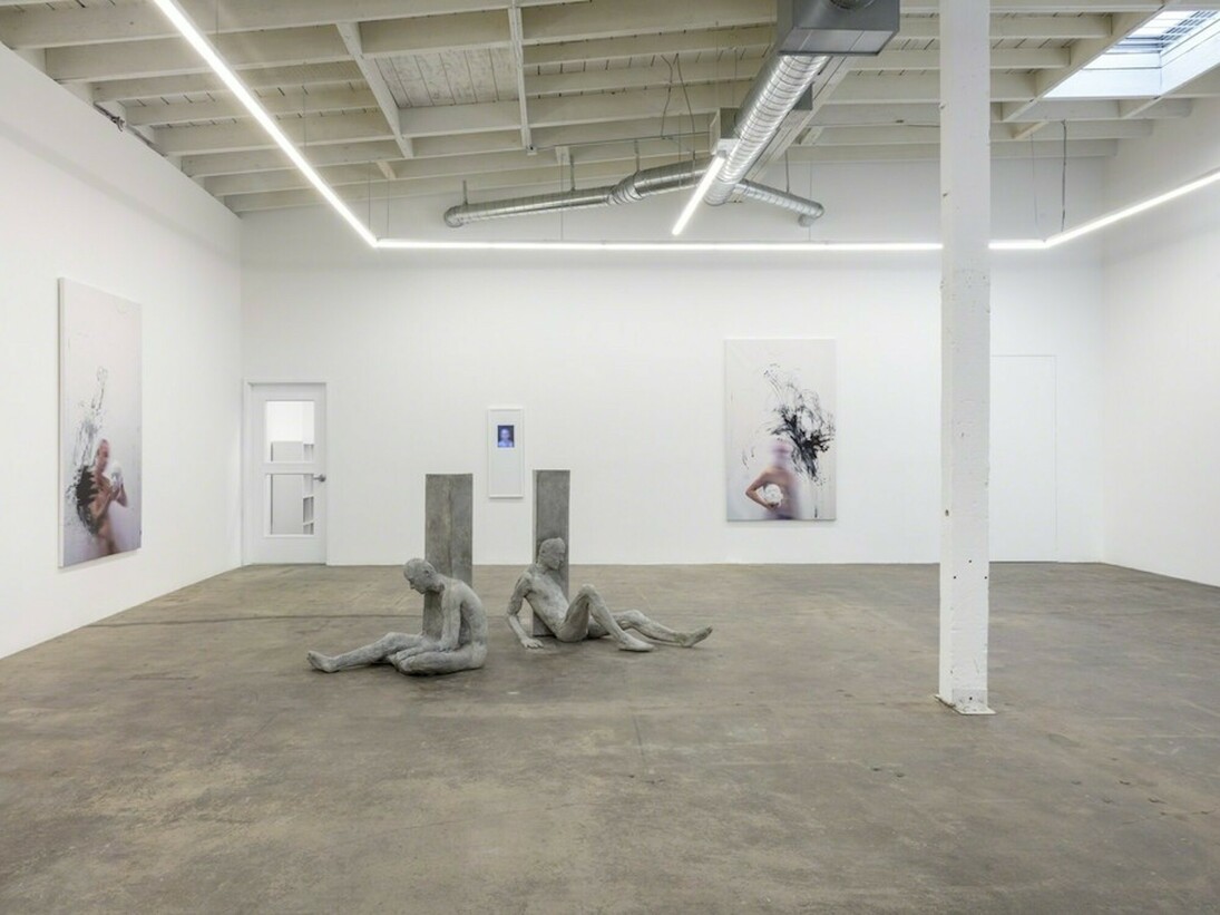 Caryatids, Exhibition view. Courtesy of Baert Gallery