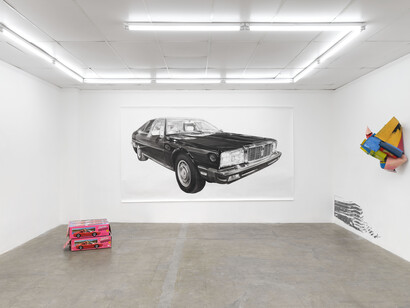 Various artists, The cars of Los Angeles, exhibition view. Courtesy of Bel Ami Gallery
