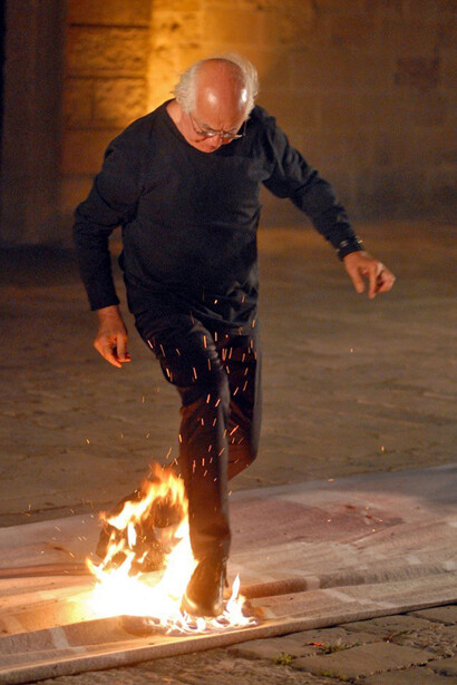 Armando Marrocco, Atemporale live, 2011. Performance a Palazzo Marchesale, Galatone (LE). Courtesy of Museo delle Arti di Catanzaro