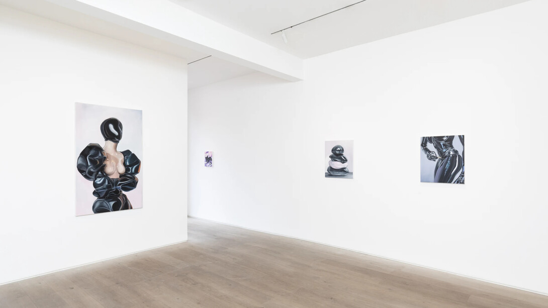 Charlie Stein, Light under pressure, exhibition view. Courtesy of Kristin Hjellegjerde Gallery