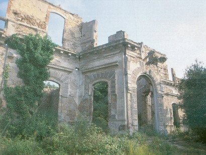 In segreto, il centro operativo del Comitato di Liberazione Nazionale livornese fu proprio lì nella Villa delle Rose dal febbraio al luglio del 1944
