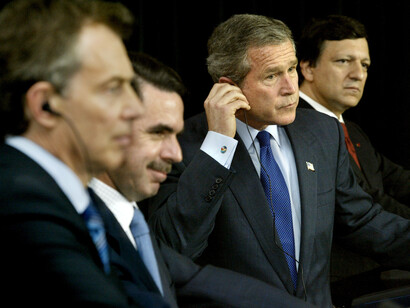 Blair, Aznar, Bush y Barroso en la Cumbre de las Azores (2003)