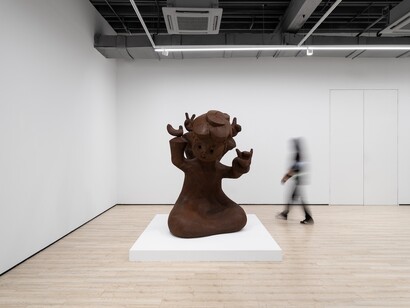 En Iwamura, Glances and echoes, exhibition view. Courtesy of Almine Rech