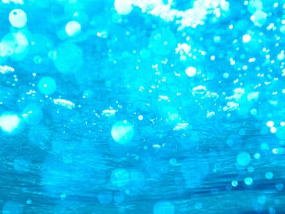 Sobre las cosas maravillosas que se vislumbran cuando se alumbran con dedos dulces de fotón