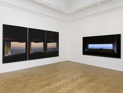 Giovanni Ozzola, Il cielo dentro, vista della mostra. Cortesia di Galleria Continua