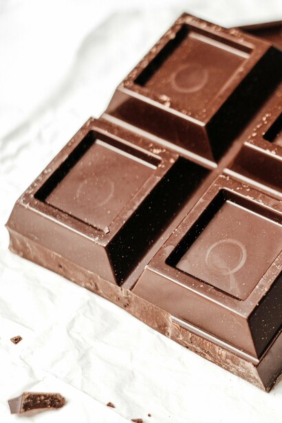 La huella de carbono del chocolate está relacionada también con su procesamiento y transporte